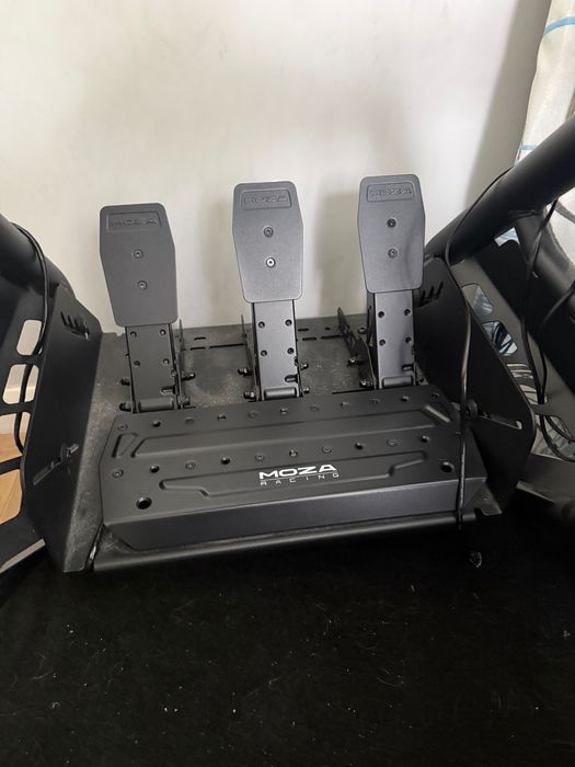 Симулатор за компютър | Moza, Playseat Sim Rig