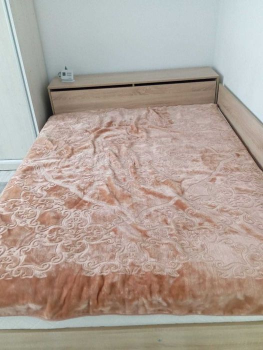 Vand apartament  2 camere