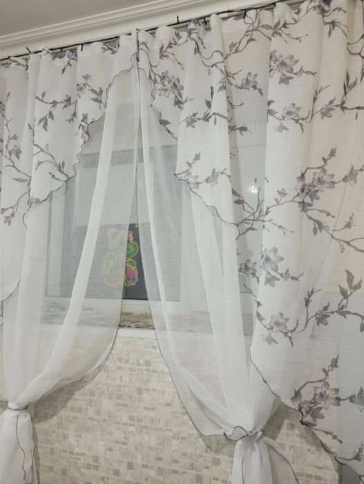 Продаю тюль для кухни новый