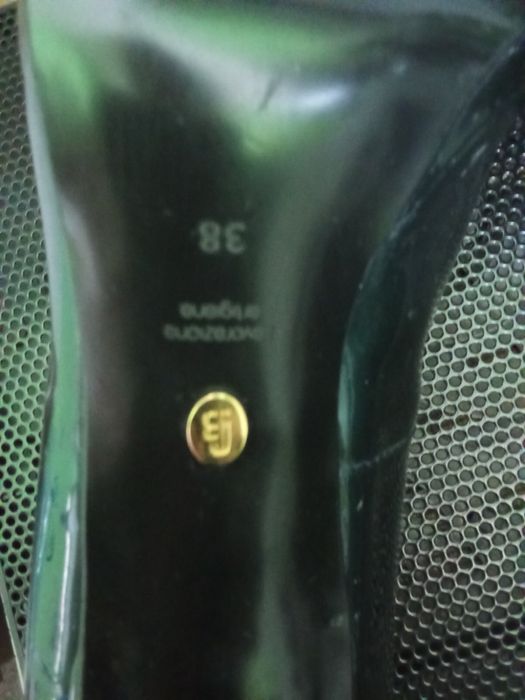 Обувки - CONHPOL