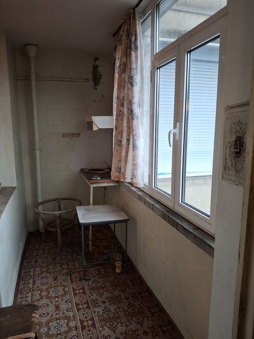 Продава се Тристаен апартамент в Кърджали, Център - 80 кв.м за 957 €/кв.м - Снимка #8