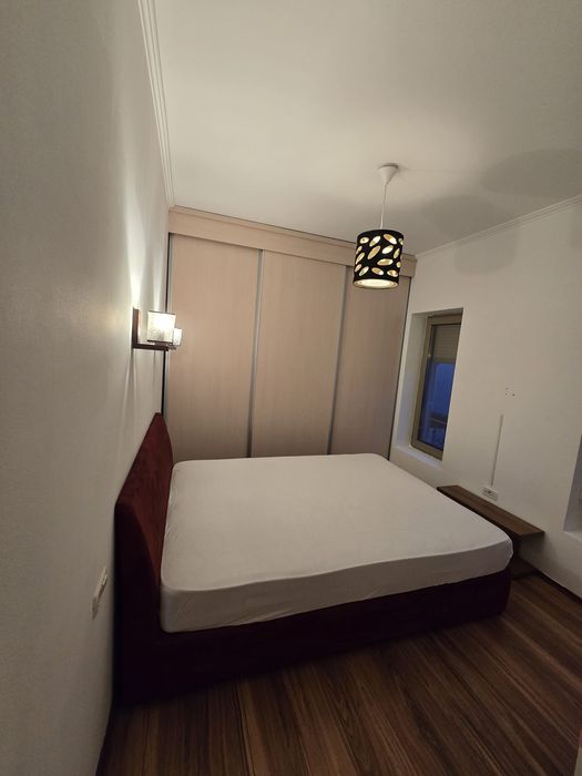 Apartament cu 2 camere de închiriat