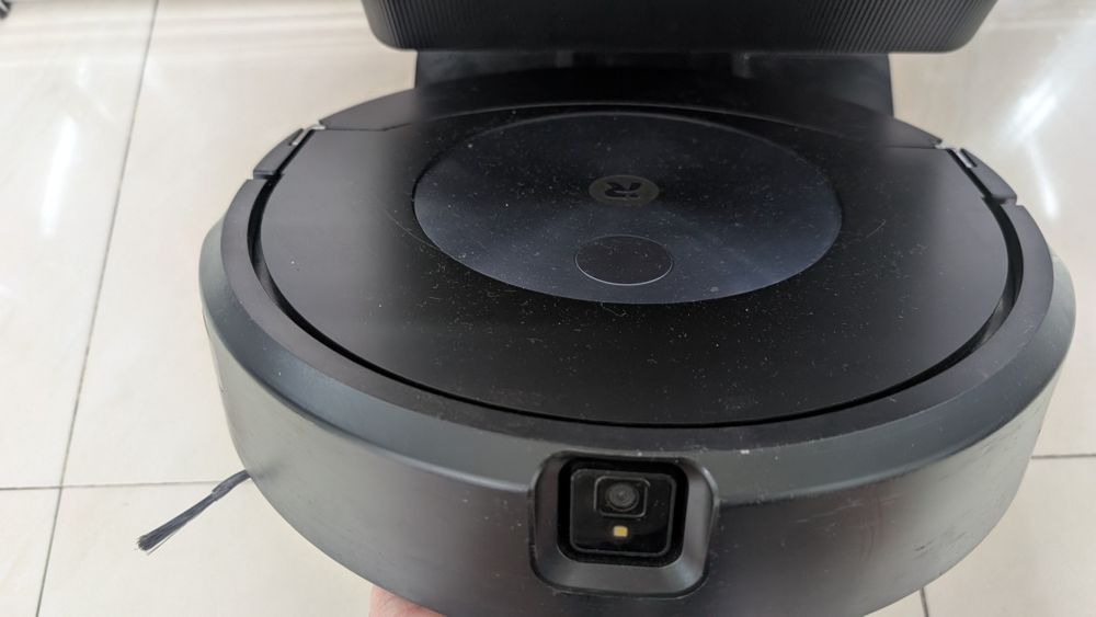 Robot aspirator cu mop+baza descarcare iRobot Roomba Combo j7+  - RESIGILAT