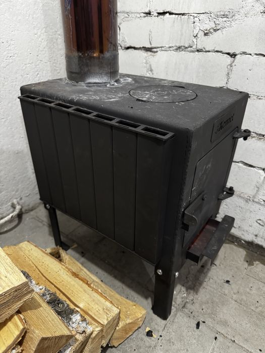 Печь буржуйка с трубами