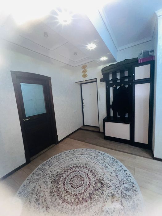 Продам 3 ком кв 103 м2 в районе парка Кирова