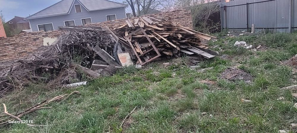 Дрова сухие, обрезки досок, горбыль (Самовывоз)