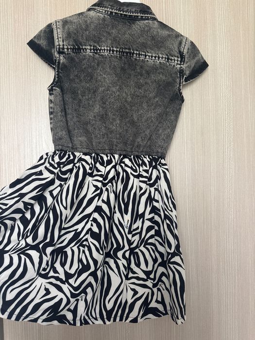 Детска рокля Guess