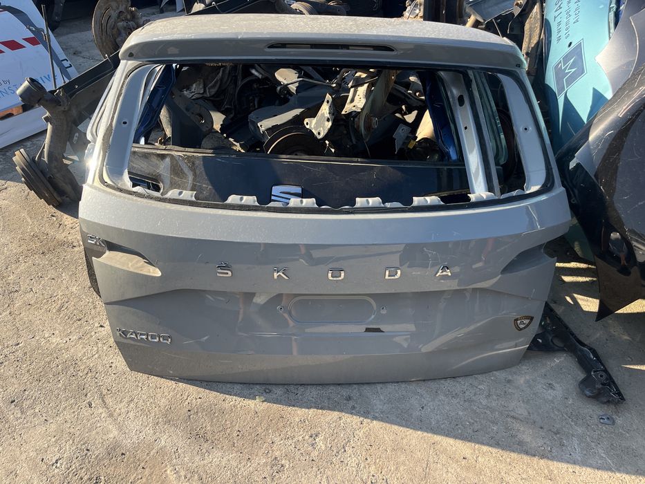 Капак,багажник Skoda Karoq 2 броя