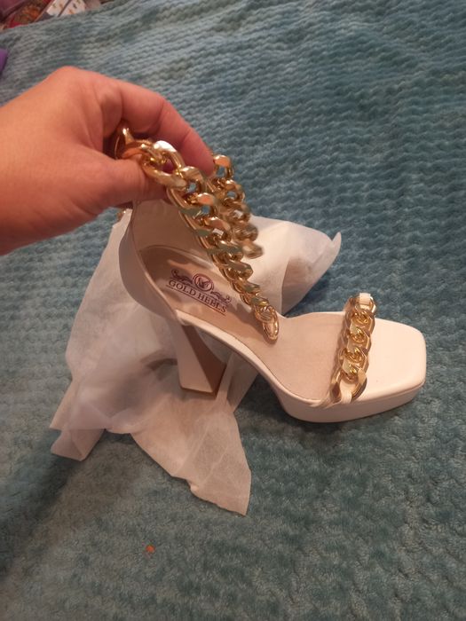 Продам туфли и боссоножки