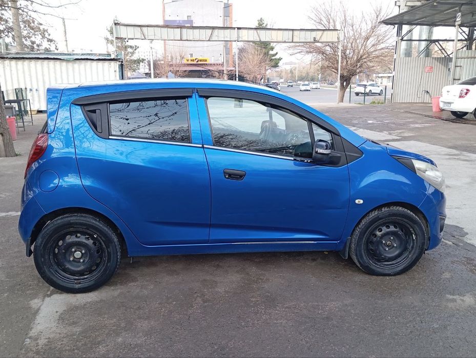 Спарк сотилади продаётся