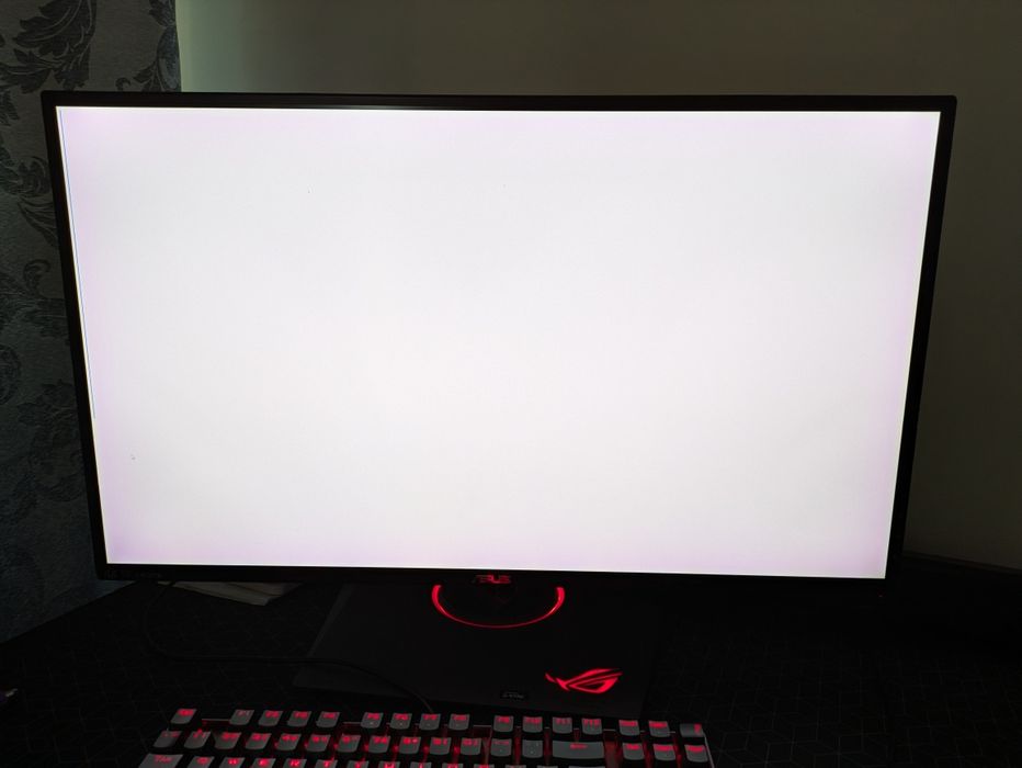 Monitor Asus Rog 27 inch 4k
