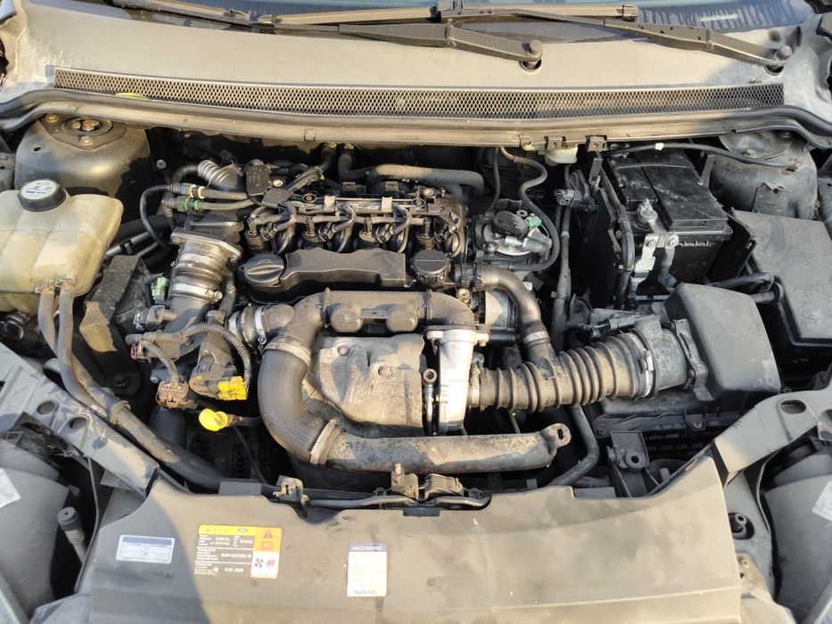Ford fokus  на части 1.6 109 и 90 hp
