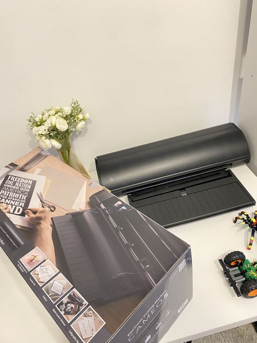 Плоттер Cameo 5 , 170000 торг