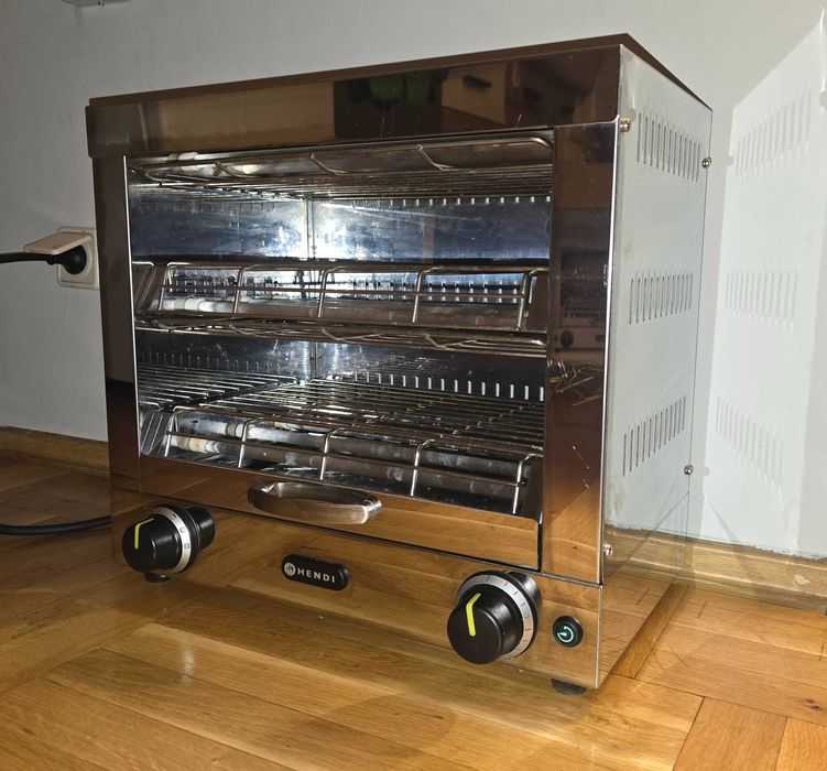 HENDI Multi Toaster – Професионален двуетажен тостер с 6 щипки
