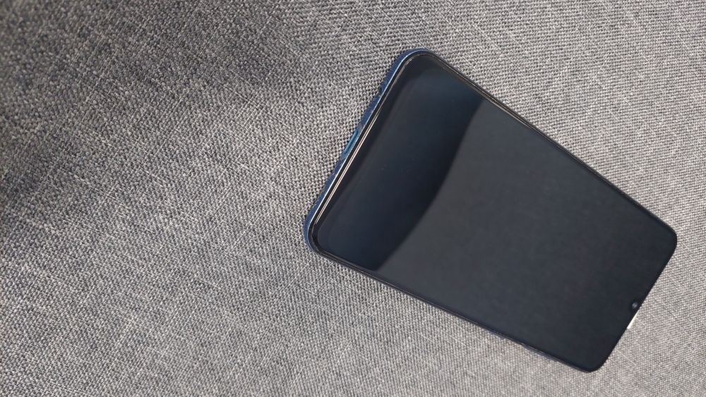 Samsung A50 Син Цвят