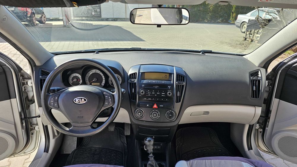 Vand Kia Ceed SW, an 2008, 1.4 109 cp