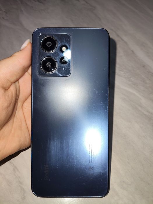 Redmi Note 12, 128 ГБ памяти в хорошем состоянии