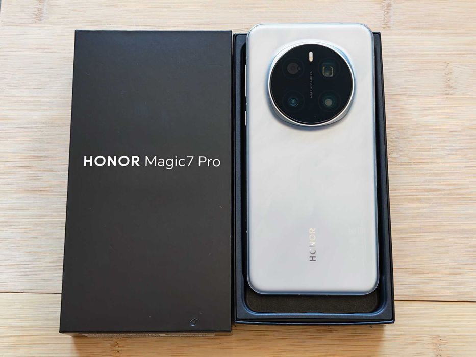 Honor Magic 7 Pro - 512GB/12GB – Неразличим от нов! Гаранция към Vivacom + Допълнителни аксесоари