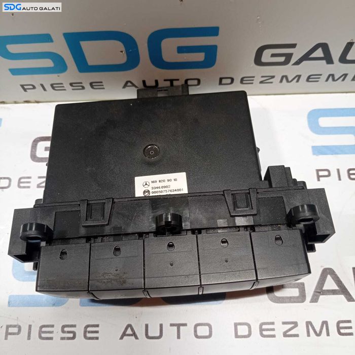 Panou Consola Buton Butoane Incalzire Scaune Senzori Parcare Mercedes Clasa A Class W169 2004 - 2012 Cod 1698209010 [1532]