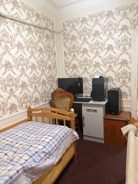 Дом сотилади  Кора камиш 1/4 да 4/4/4