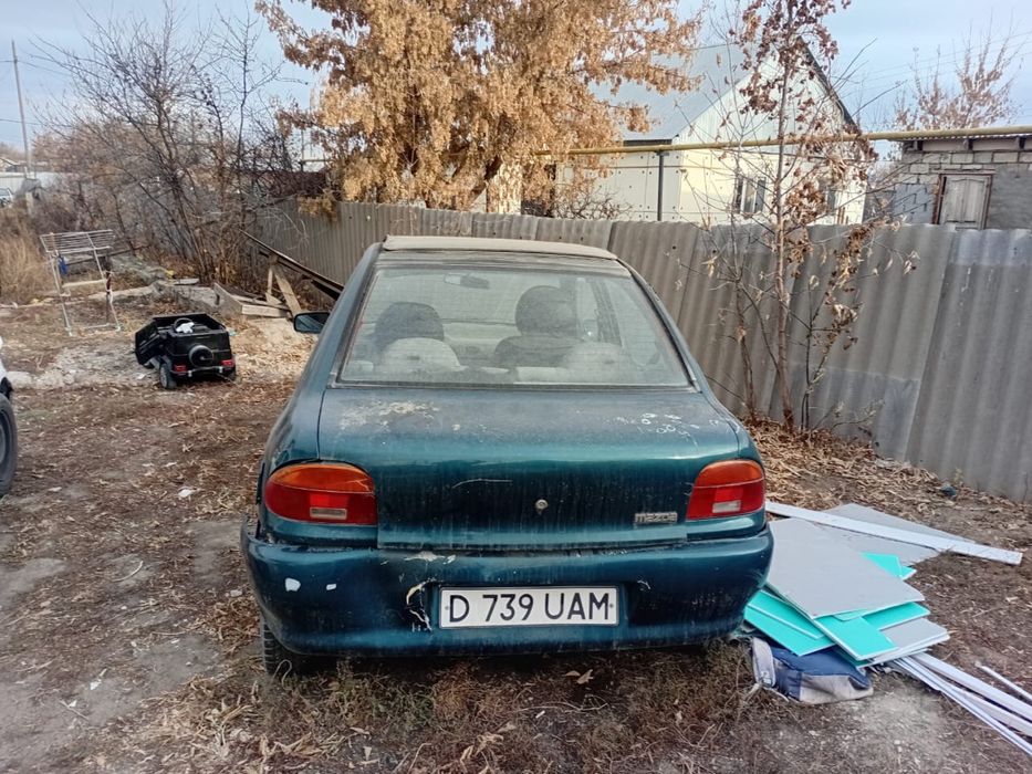 Мазда-121, МКПП. 91г