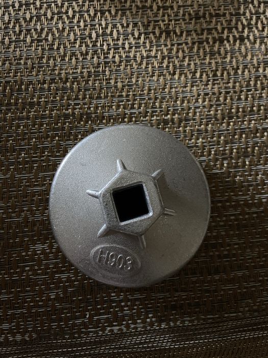 Ключ за маслен филтър 14 зъба 74 мм