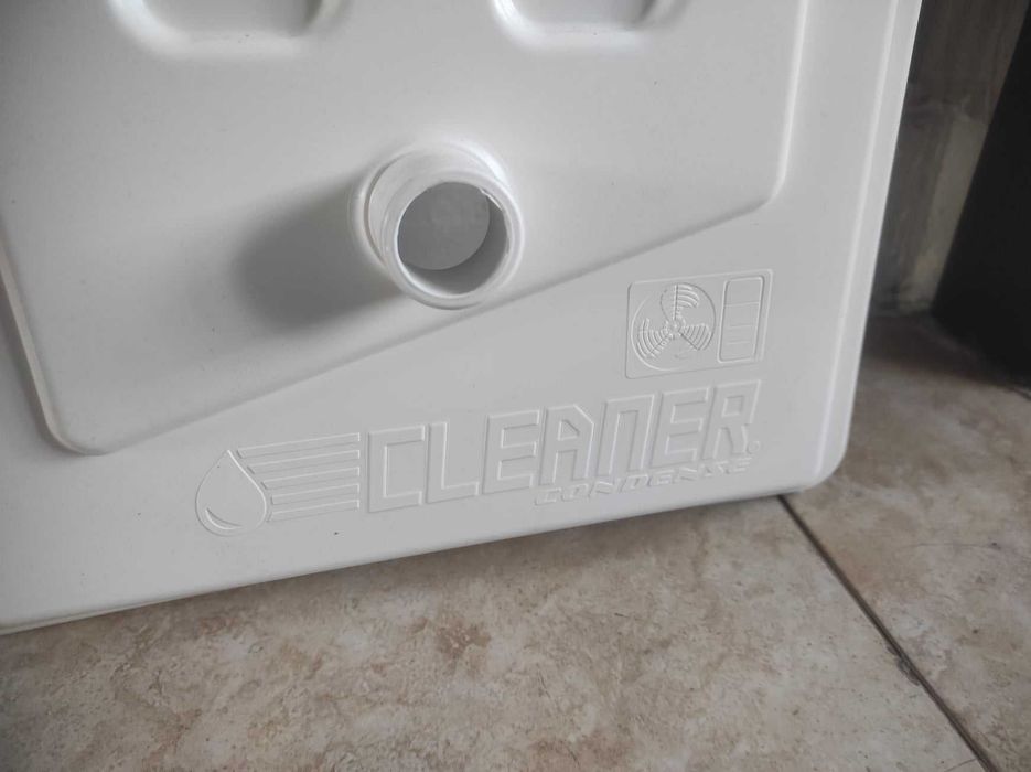 Универсална PVC кондензна тава за климатик с UV защита.