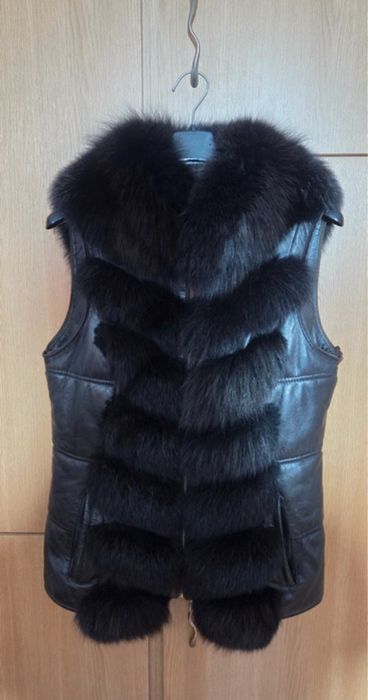 Geaca de piele cu blana