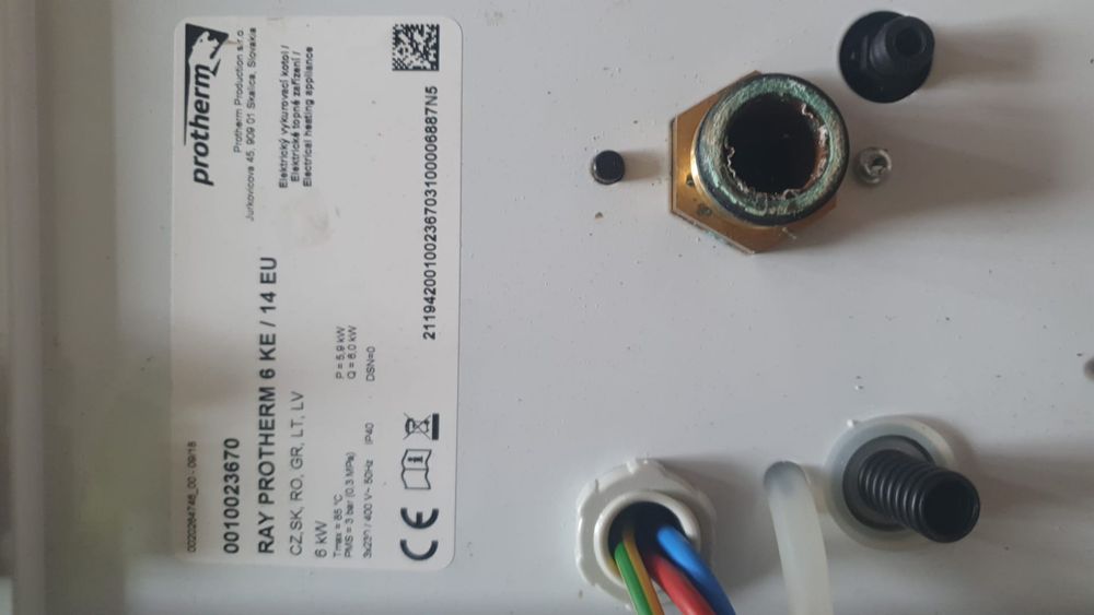 Vand centrala electrica Protherm. Stare foarte buna