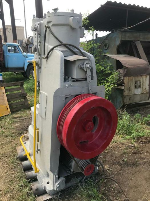 Продам Молот кузнечный