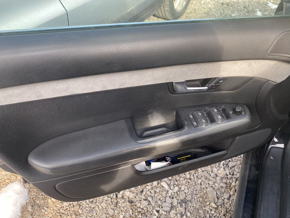 Audi A4 B6 1.9TDI 131 к.с На Части Ауди