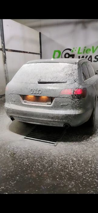 Vând urgent A6 stare perfecta de funcționare