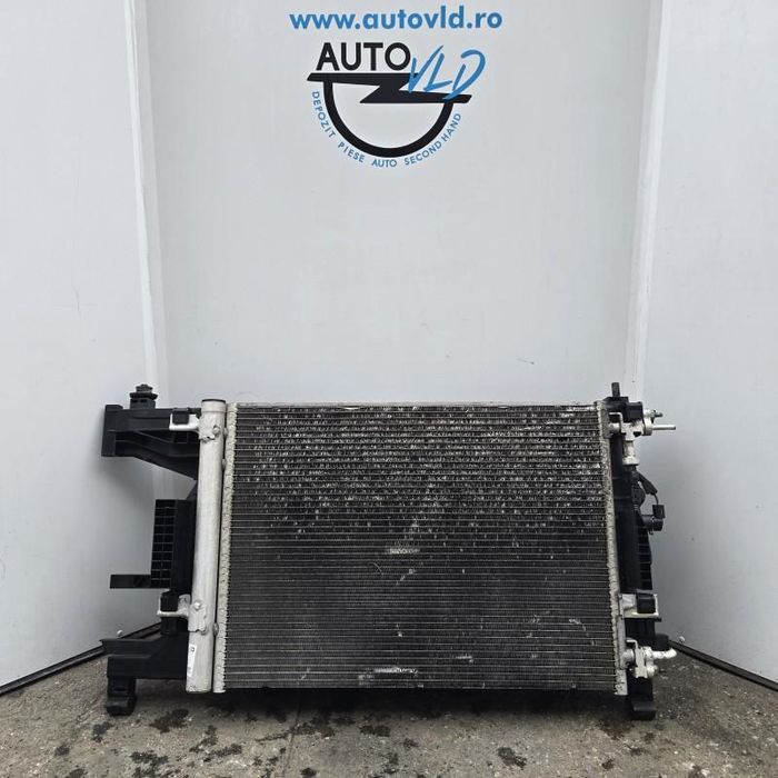 Ansamblu radiatoare Opel Astra J 1.6 Benzina A16XER