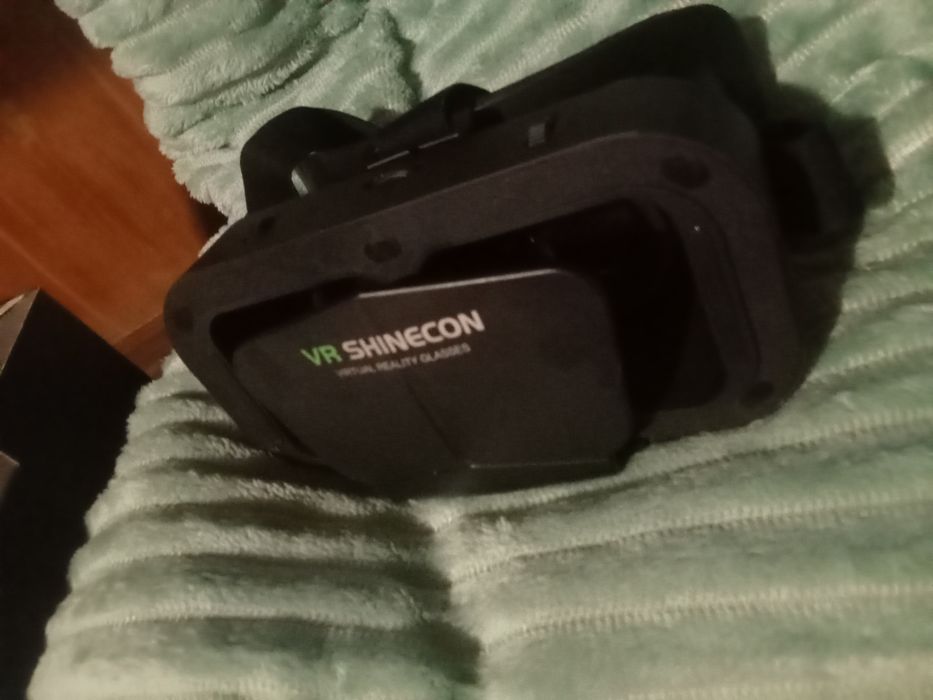 Продам VR очки недорого