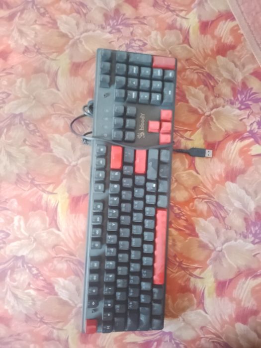 Продам клавиатура блуди