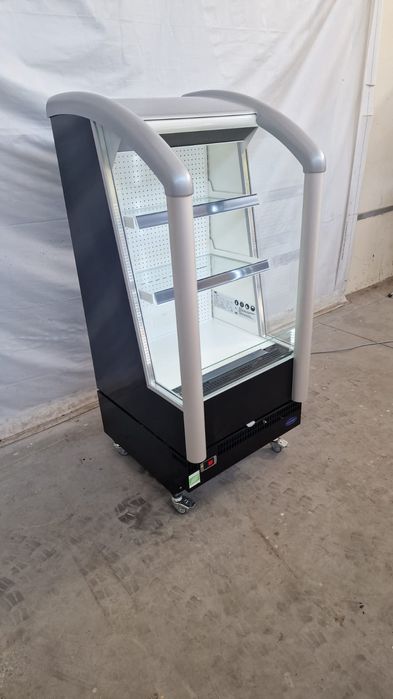 Крайстенна хладилна витрина Carrier