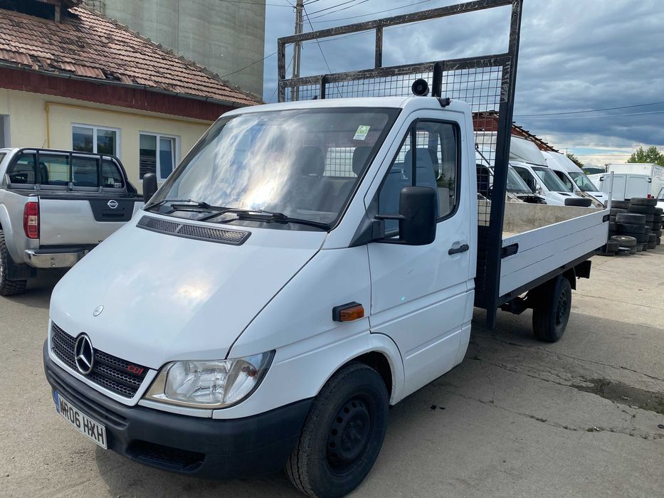 DEZMEMBREZ PIESE Mercedes SPRINTER 313 CDI 129 cp Carosata LADA cu Obloane 2006