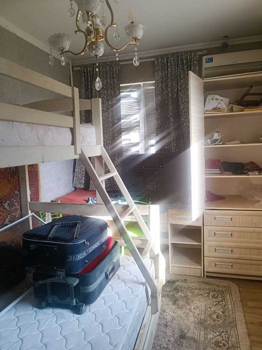 Продаю квартиру.2\4\9 ЮНУСАБАД - 4
Шохсорой,обший коридор