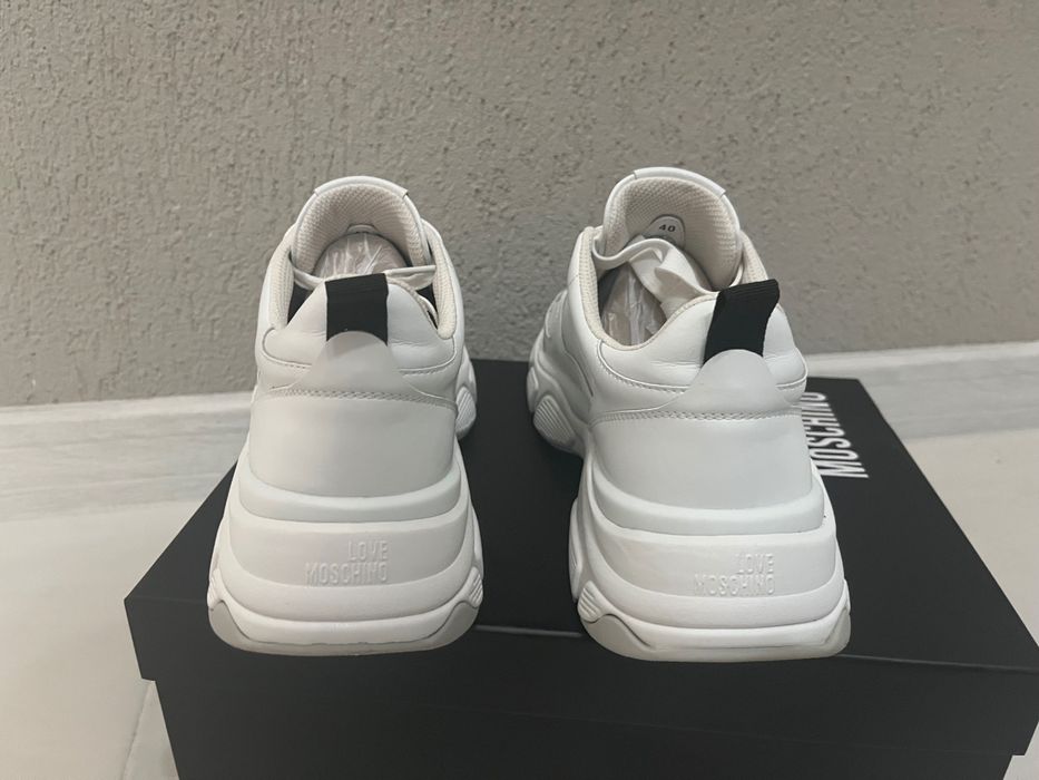 Дамски маратонки Love Moshino