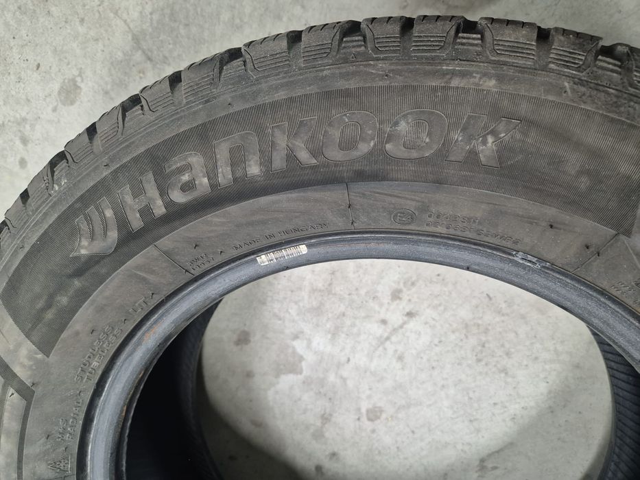 2 anvelope iarna Hankook 215 65 16 C stare buna