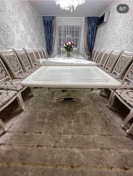 Стол + стуля сатылады