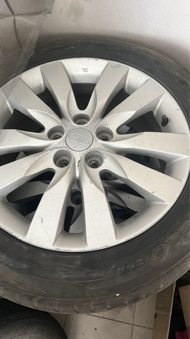 Шина с дисками размер 215/55/17