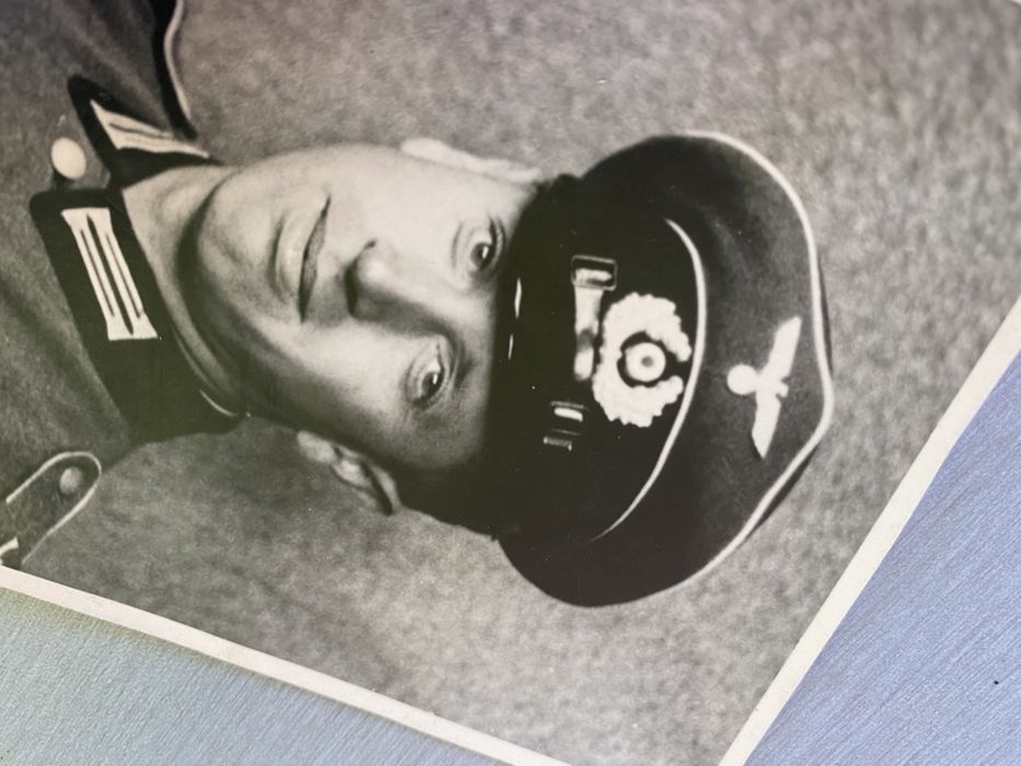 Немска снимка на офицер от втората световна война