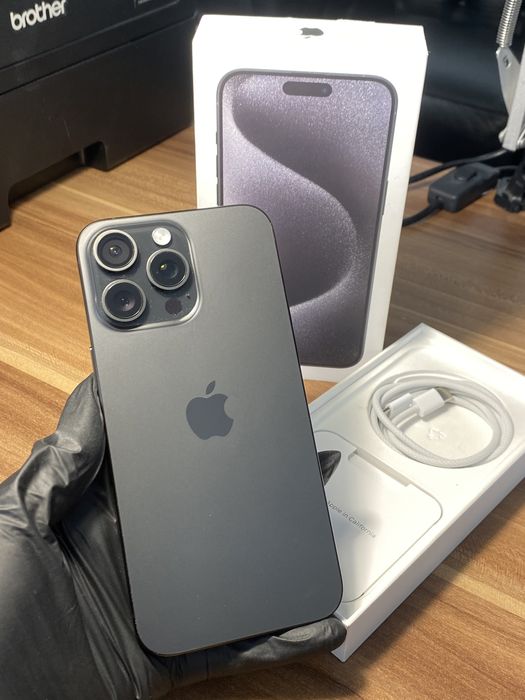 iPhone 15 Pro Max • 1 TB • Black Titanium