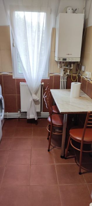 2 camere bld.Socolo zona Podu ros