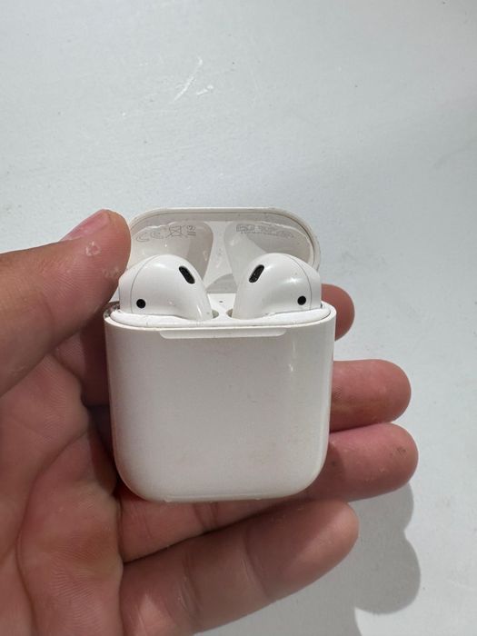 Продам airpods 2 оригиналь