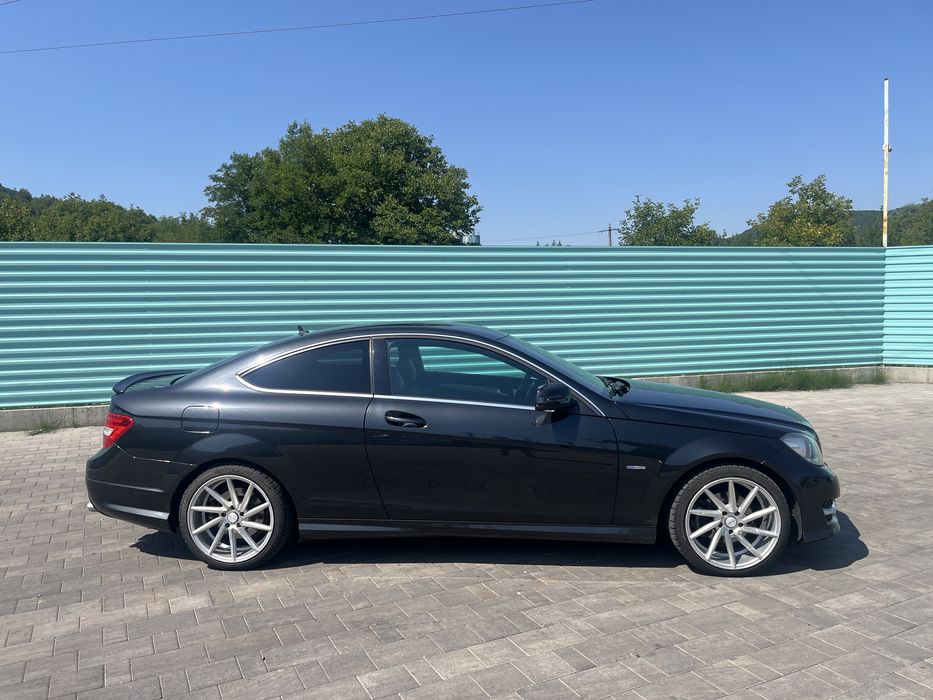 Mercedes-Benz C250 1.8CGI Pachet AMG Facelift Coupe Variante