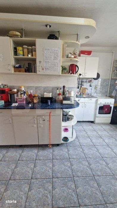 Apartament de vanzare, cu 4 camere, 91 mp, zona-Astra
