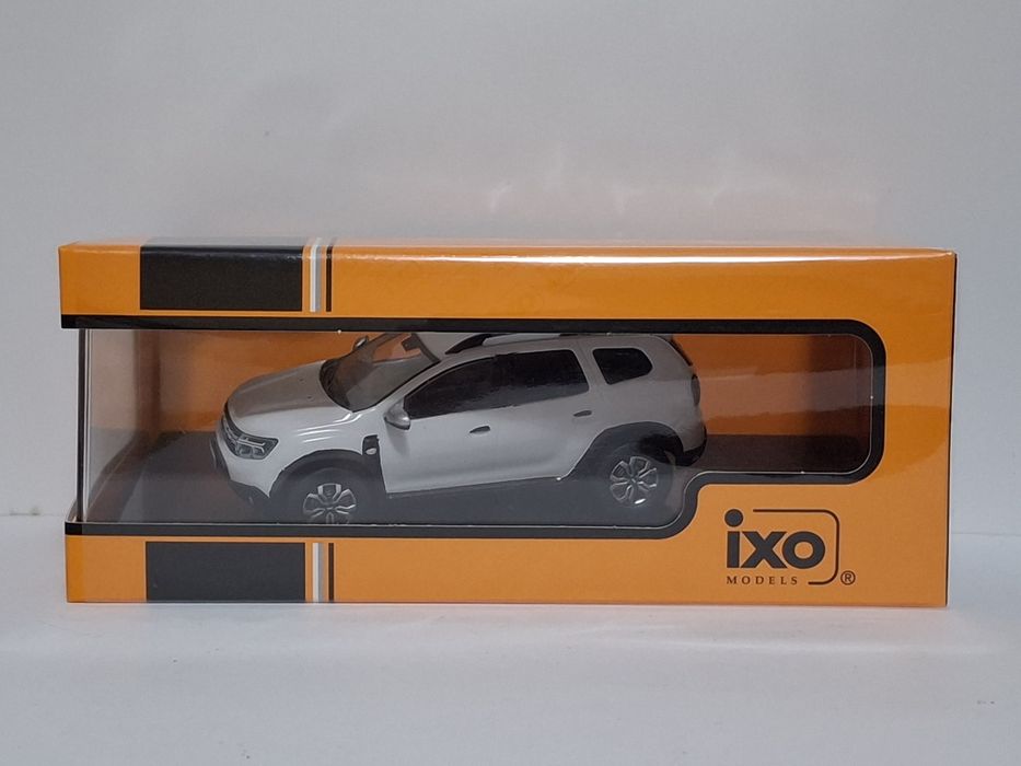 macheta dacia duster 1:43 modificat