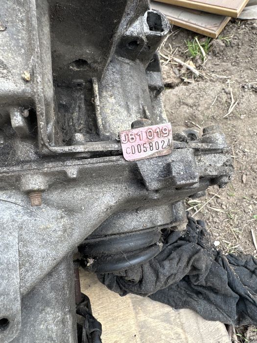 Продам МКПП рено 19